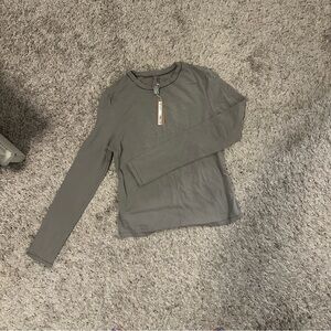 skims long sleeve tshirt